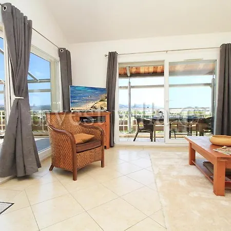 Les Termes Sleeps 6 Pool Appartement Mandelieu